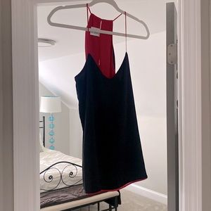 Reversible top